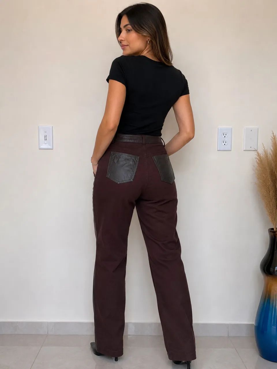 CALÇA FEMININA  COURO N 36 - Foto 2
