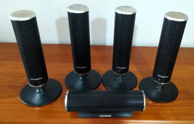05 Caixas Acústicas Hyundai de 8 Ohms