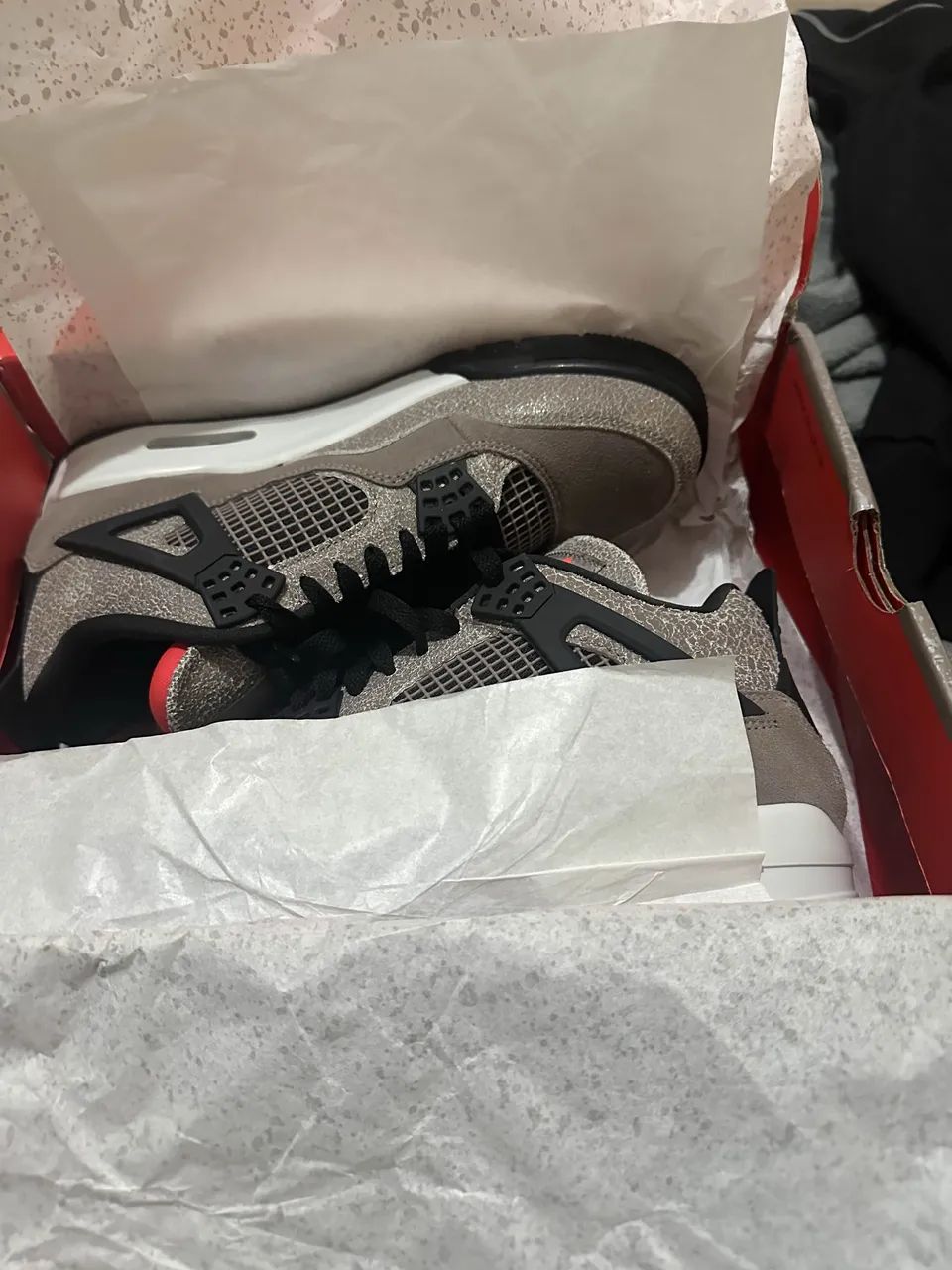 Jordan 4 Taupe raze, estou disposto a negociar!