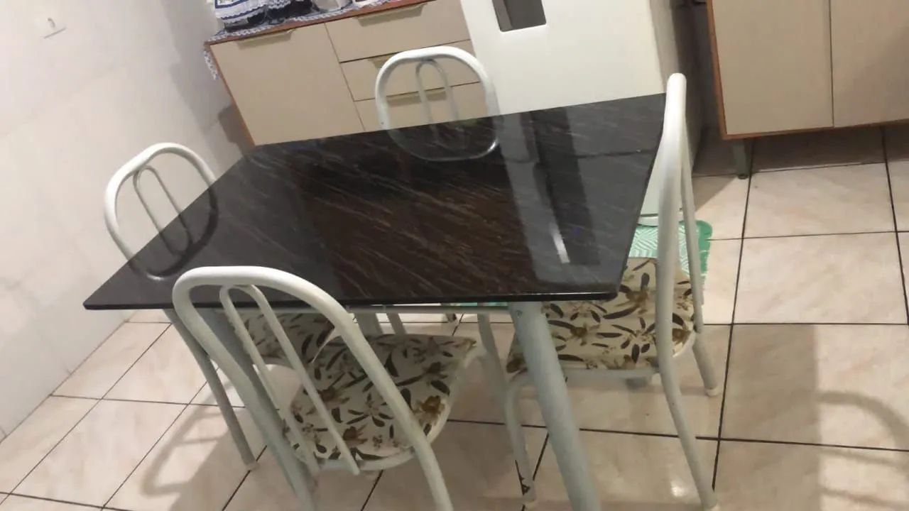 Mesa de mármore 4 lugares - Foto 3