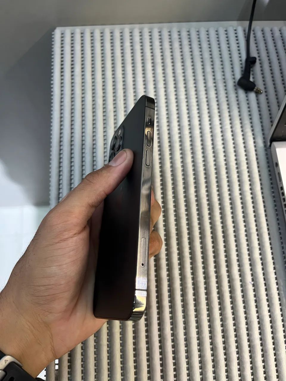 iPhone 12 Pro em estado de novo! - Foto 3