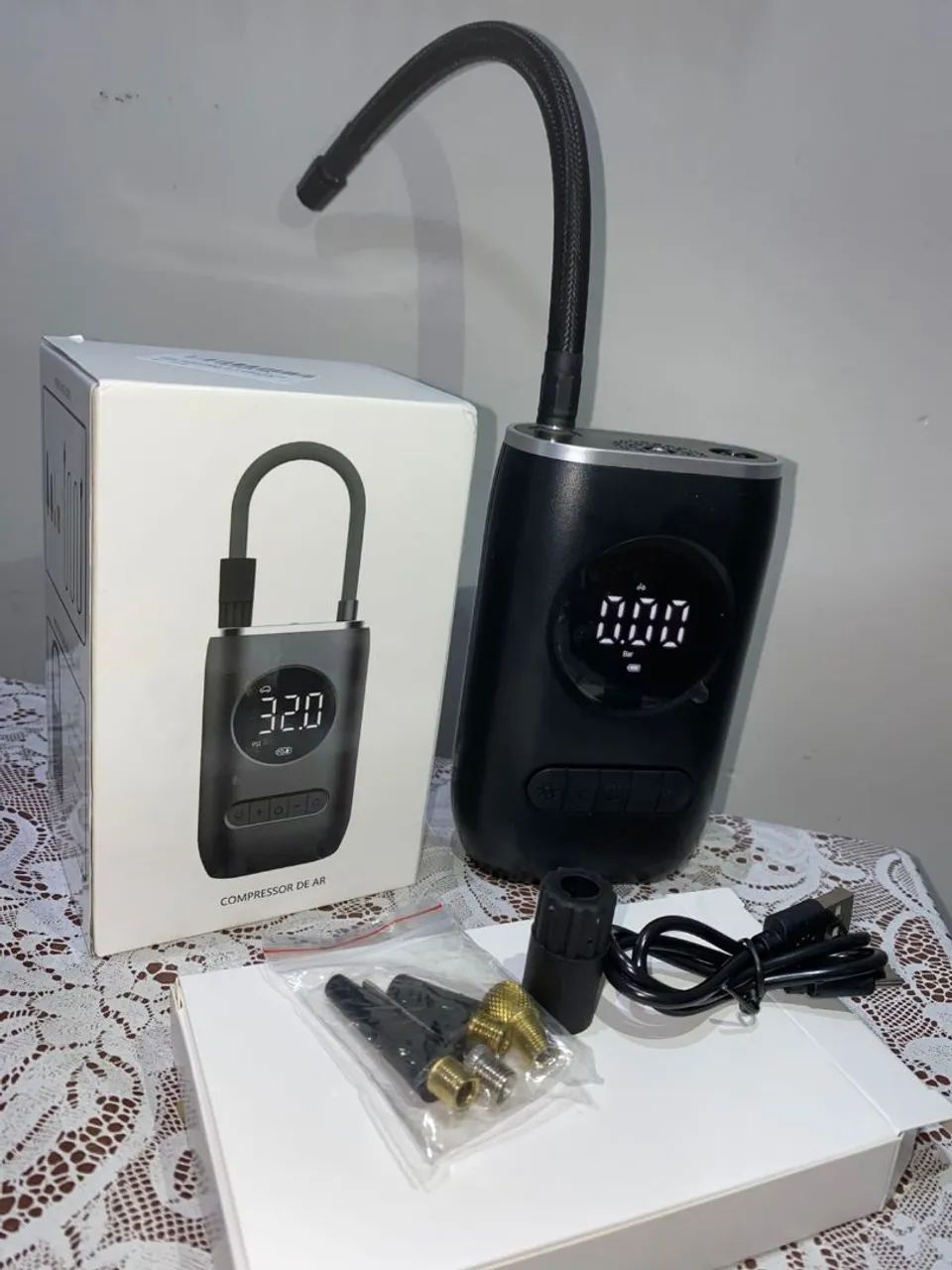 Mini Compressor Digital Portátil. 