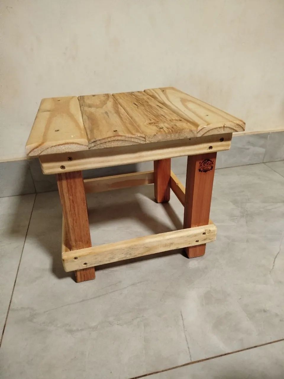 Banco de Madeira  - Foto 2