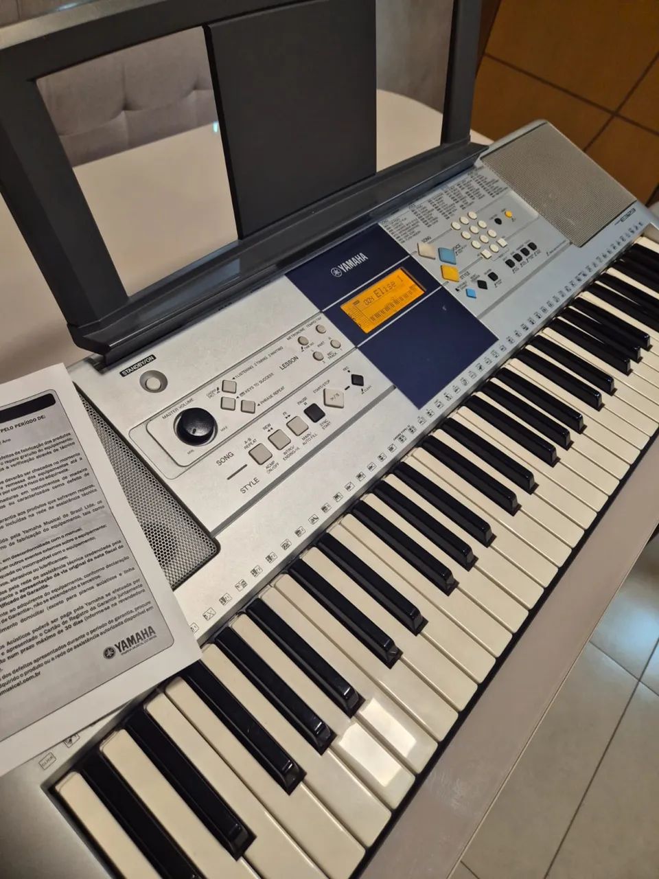 Teclado Yamaha com capa  - Foto 4