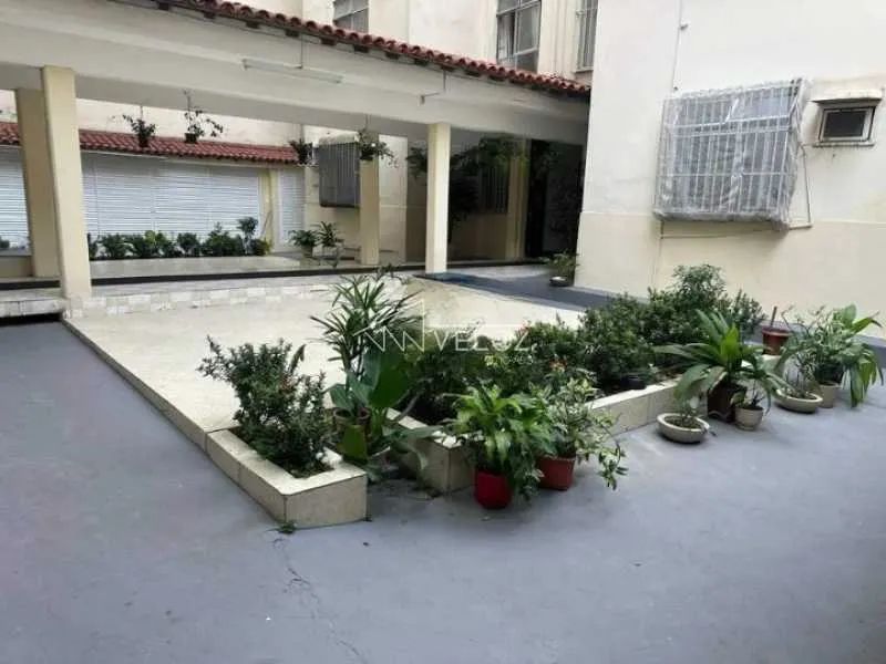 Apartamento - / Residencial / Flamengo