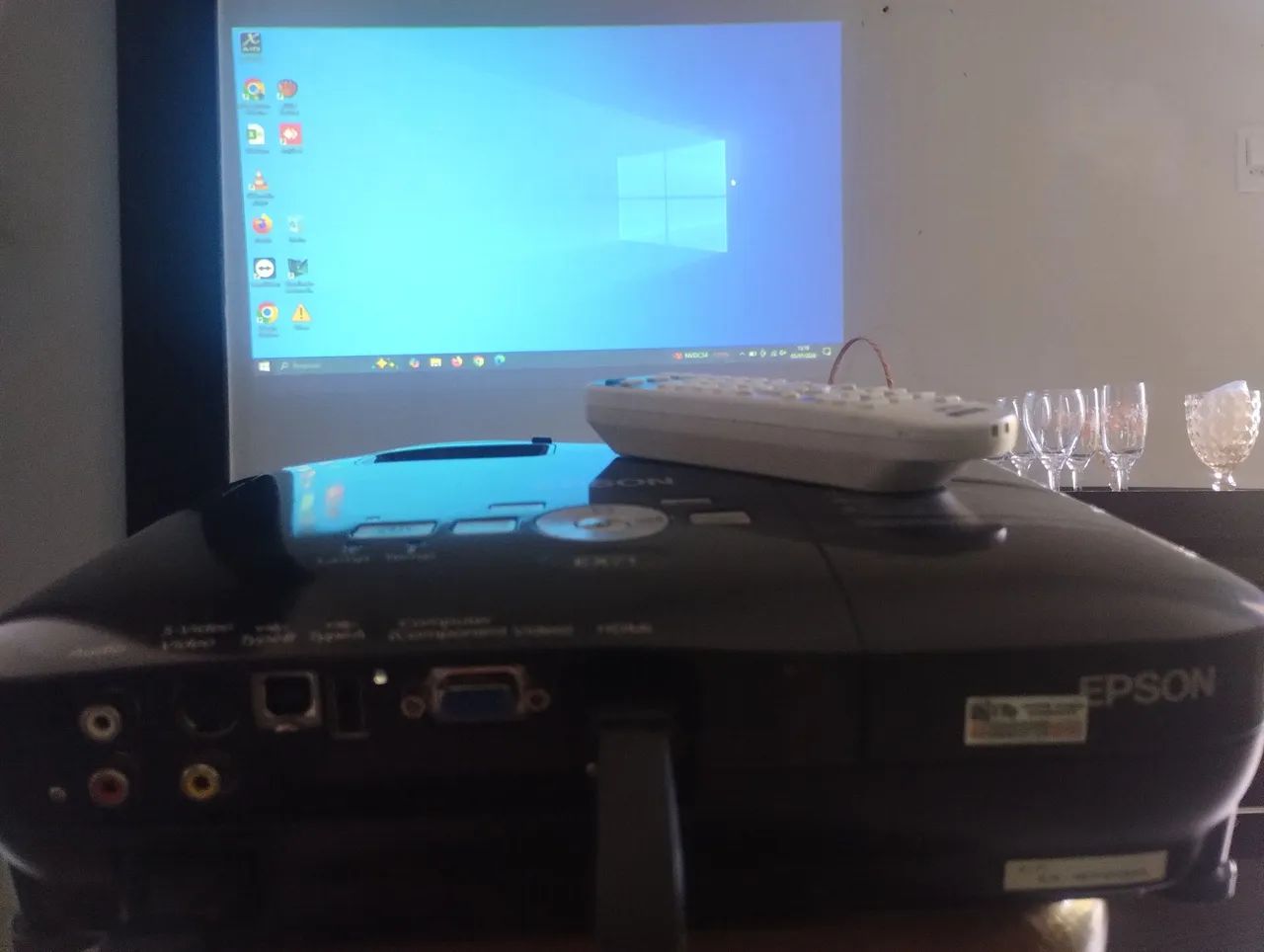 Projetor EPSON EX71 LÂMPADA NOVA - Foto 2