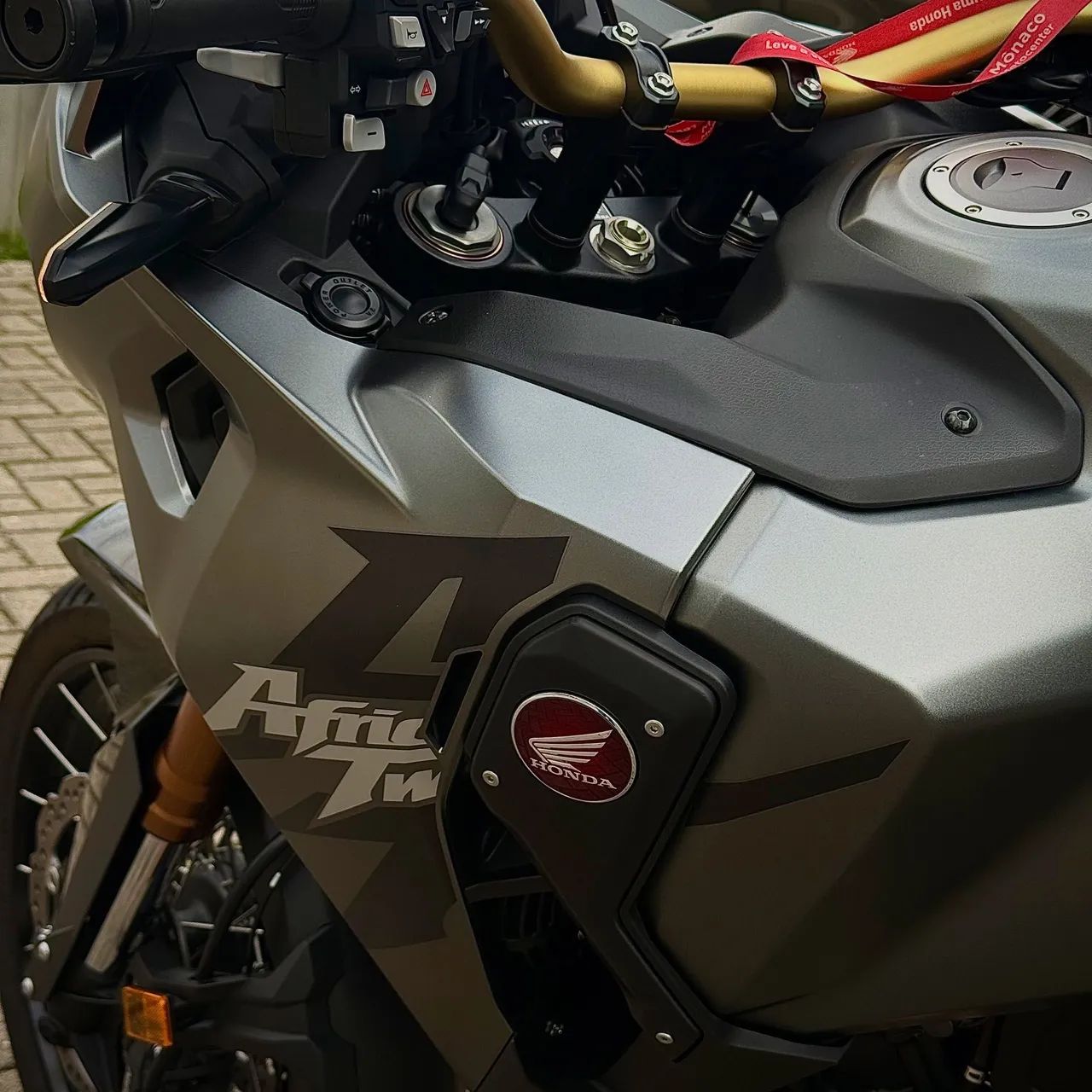 AFRICA TWIN  - Foto 4
