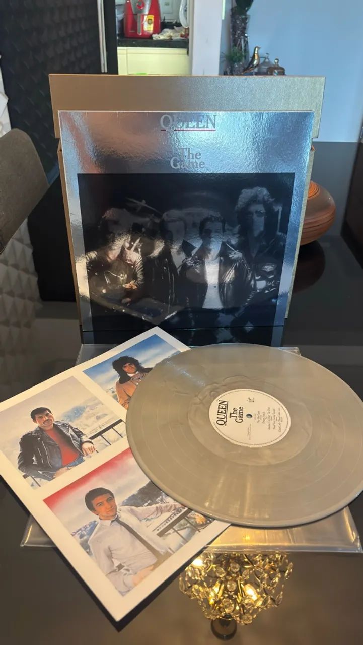 LP / VINIL | QUEEN - THE GAME | DELUXE COLLECTION | 180 GRAMAS | IMPORTADO - Foto 2