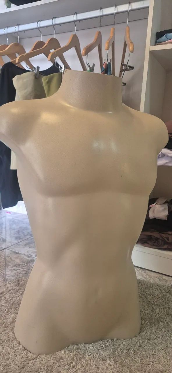 Busto maeculino - Foto 2