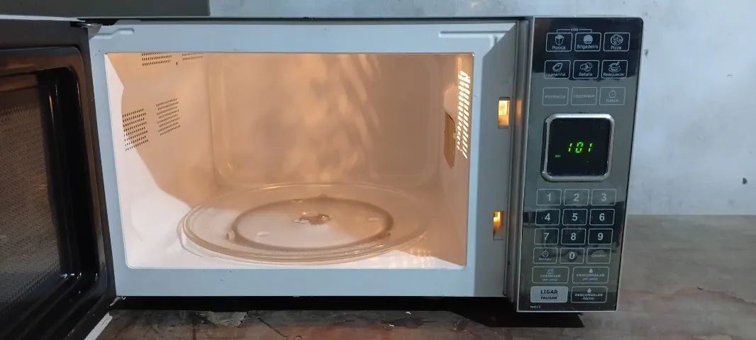 Microondas philco 25 litros - Foto 4