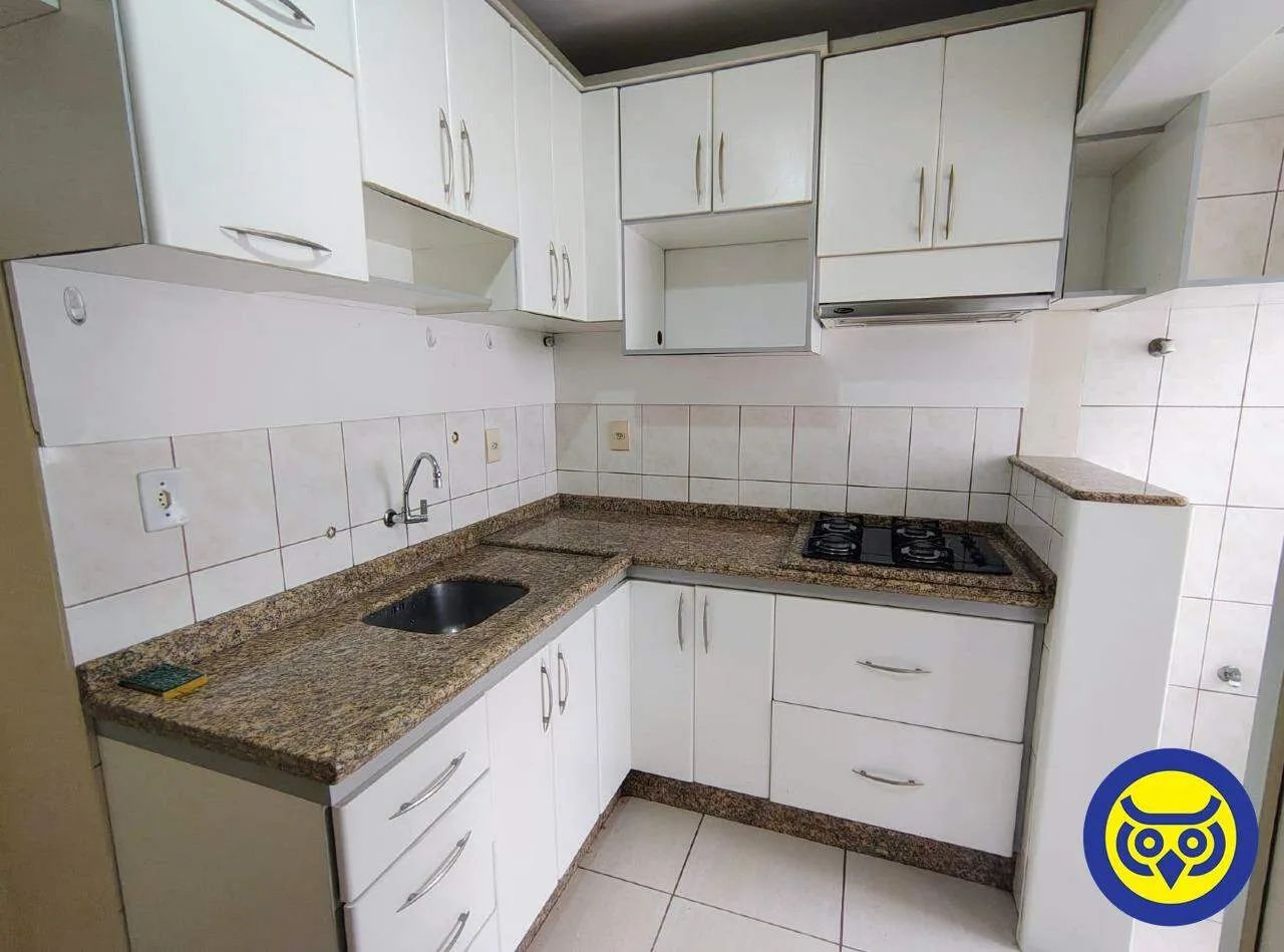 Apartamento com 3 quartos e 1 suíte para locação no Centro de Florianópolis