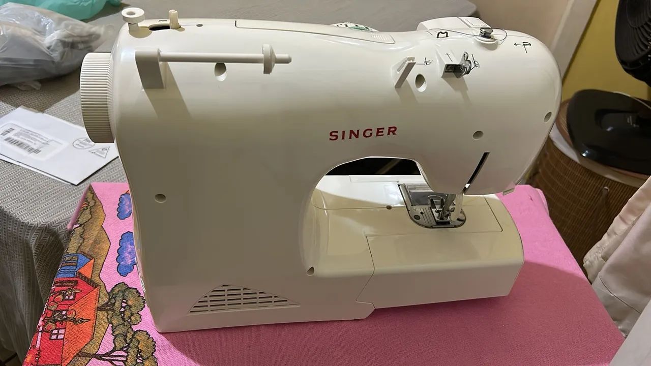 Máquina de costura Singer  - Foto 3