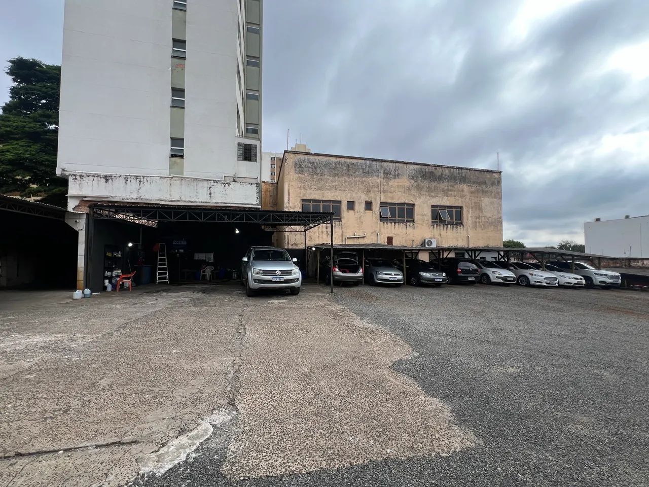 Vendo ponto comercial - ESTACIONAMENTO E LAVA-RÁPIDO - Foto 4