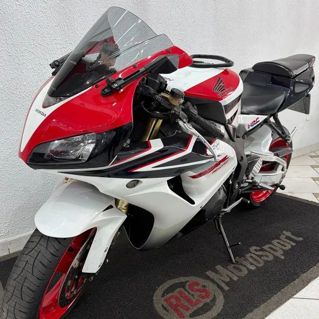 Honda CBR 1000 RR Fireblade - Foto 4