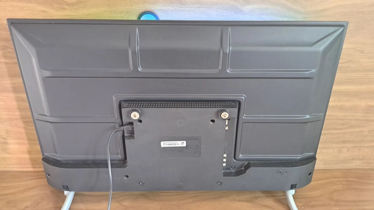 Vendo TV Philco 32" com controle teclado - Foto 2