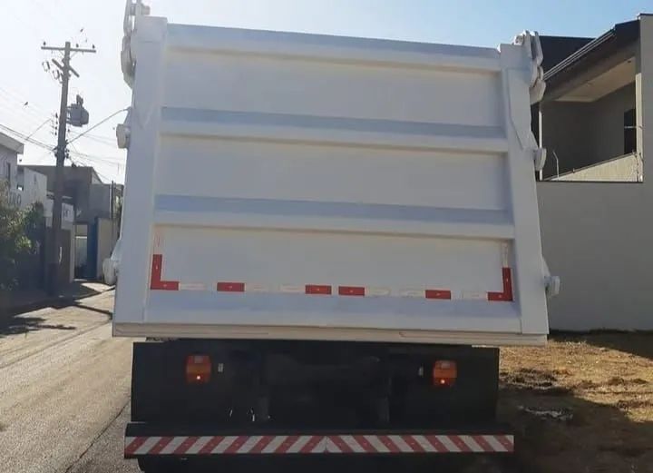 VW 31.330 CAÇAMBA 6X4 2015. - Foto 5