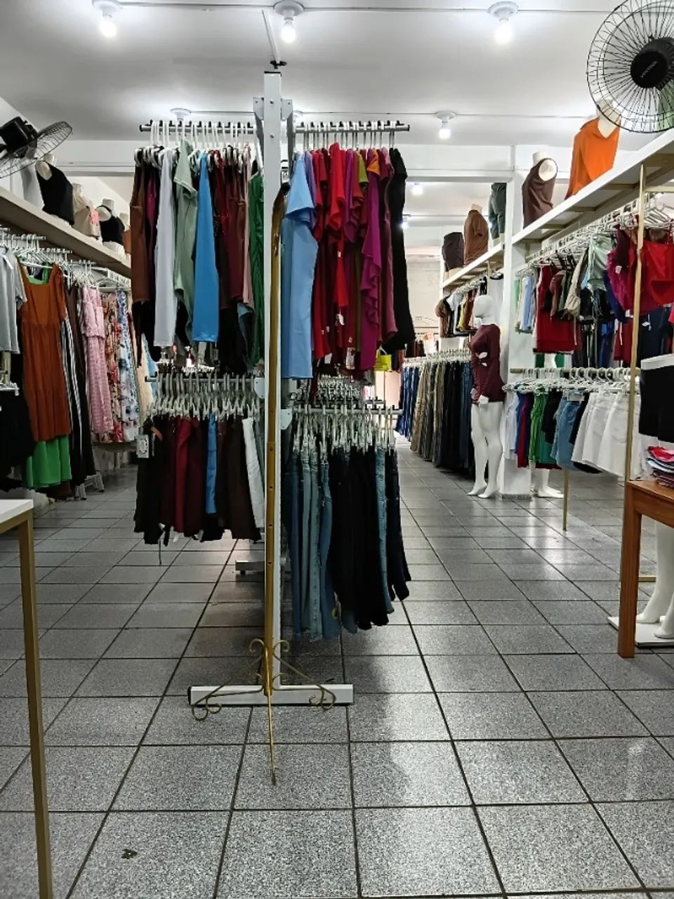 LOJA DE ROUPAS E UTILIDADES - Foto 3