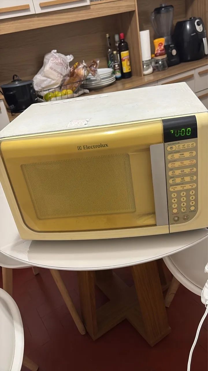 Vende-se Microondas 