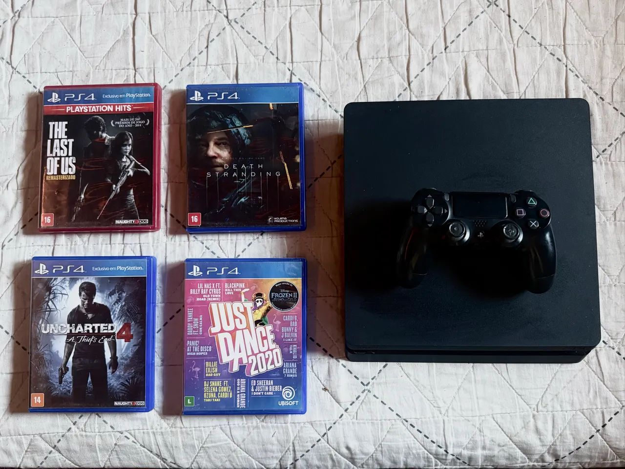 PS4 SLIM 1TB