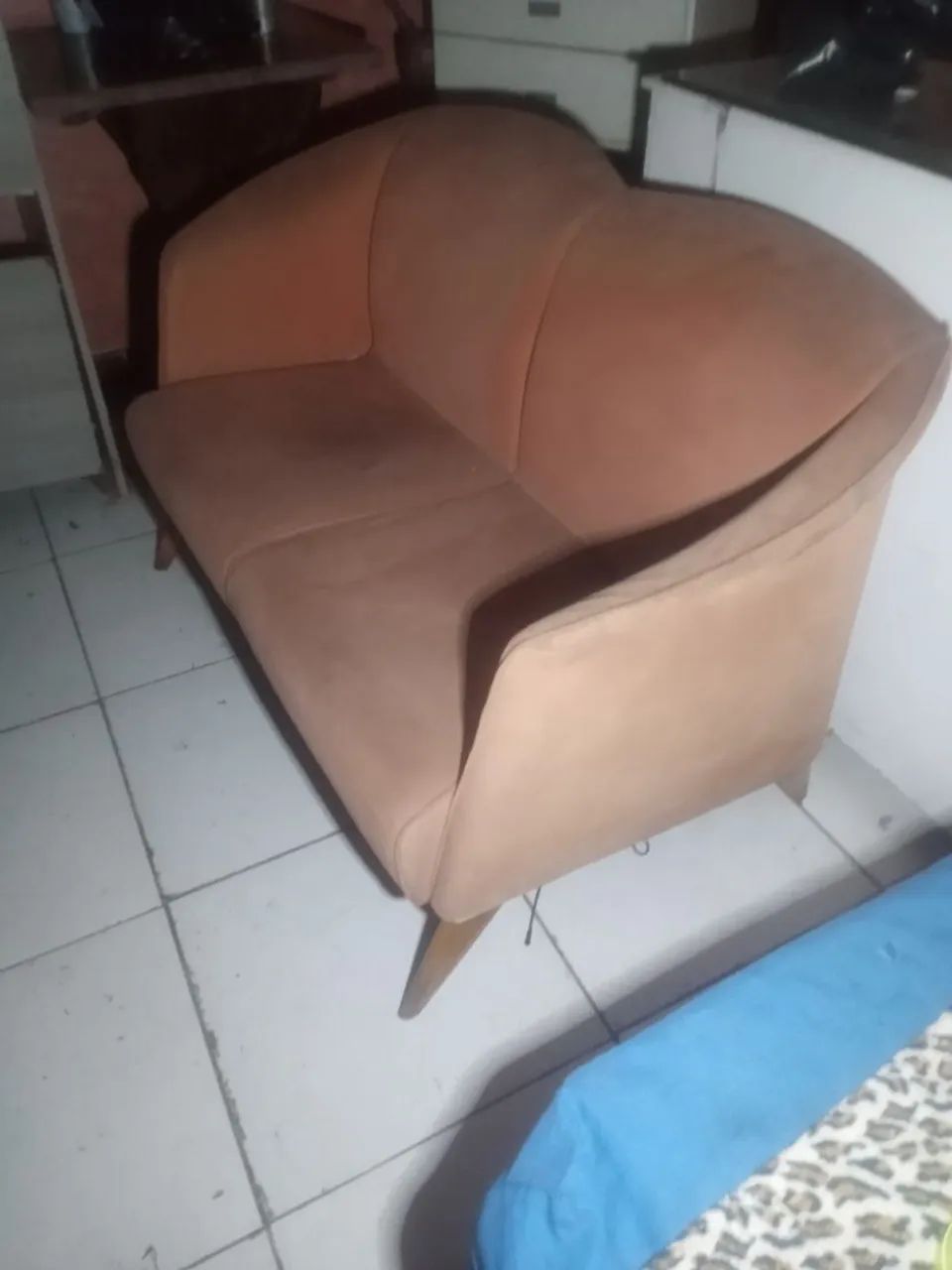 Sofá de 2 lugares 
