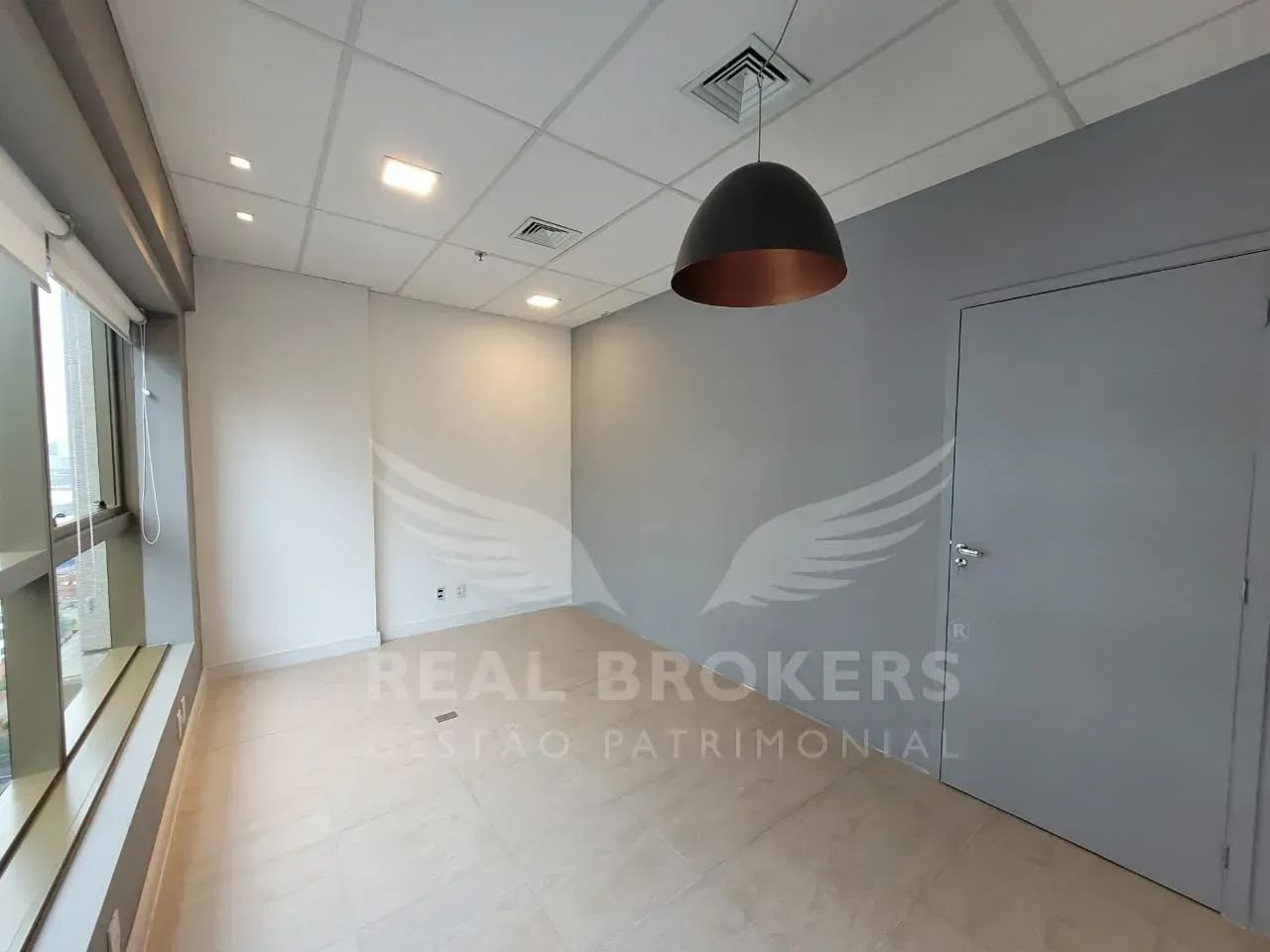 Sala comercial à venda com 32m² de área útil com 1 vaga de garagem em Alphaville - Foto 4