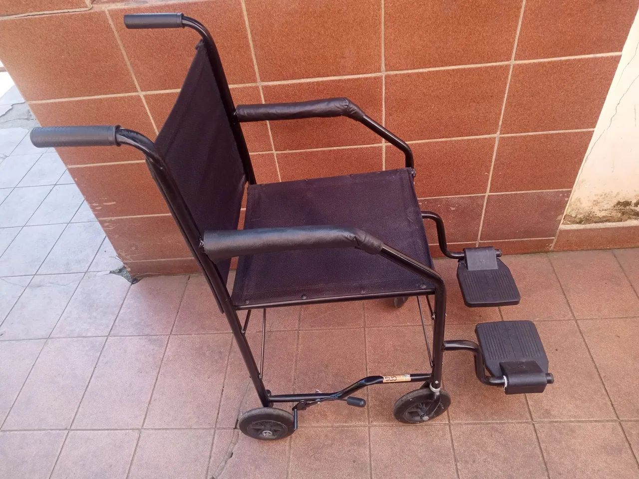 Cadeira de rodas  - Foto 2