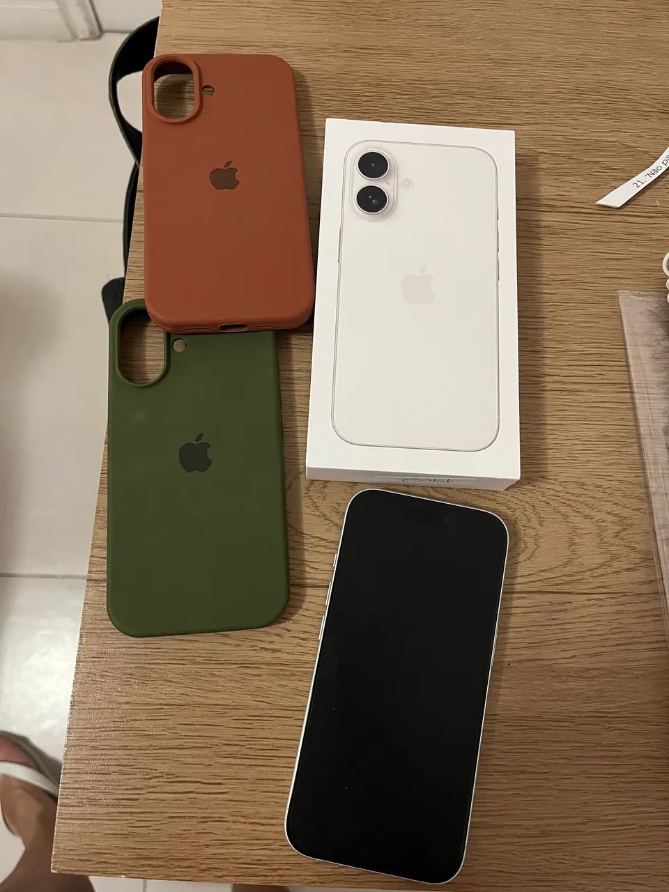 iPhone 16 