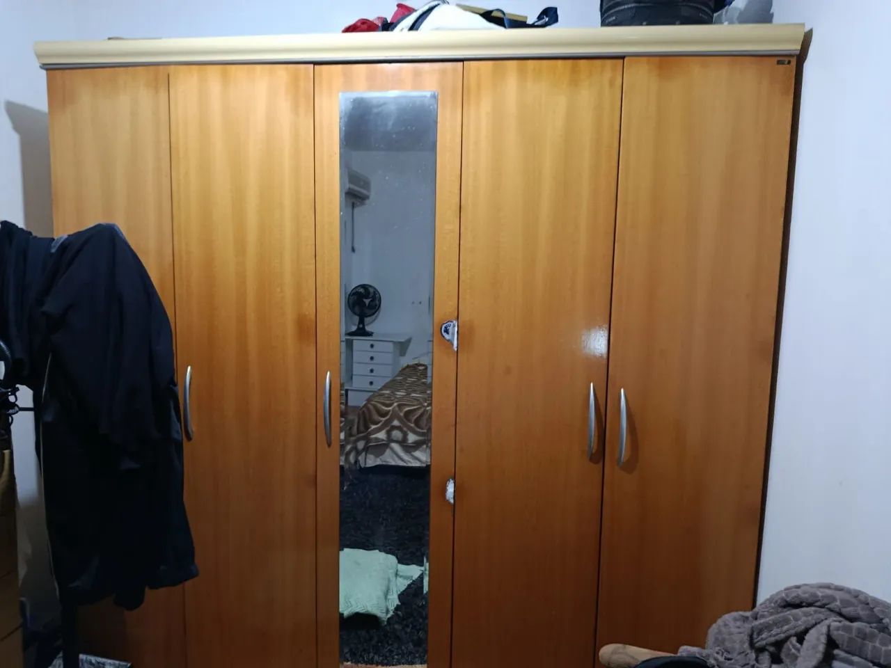 Cama e roupeiro  - Foto 2