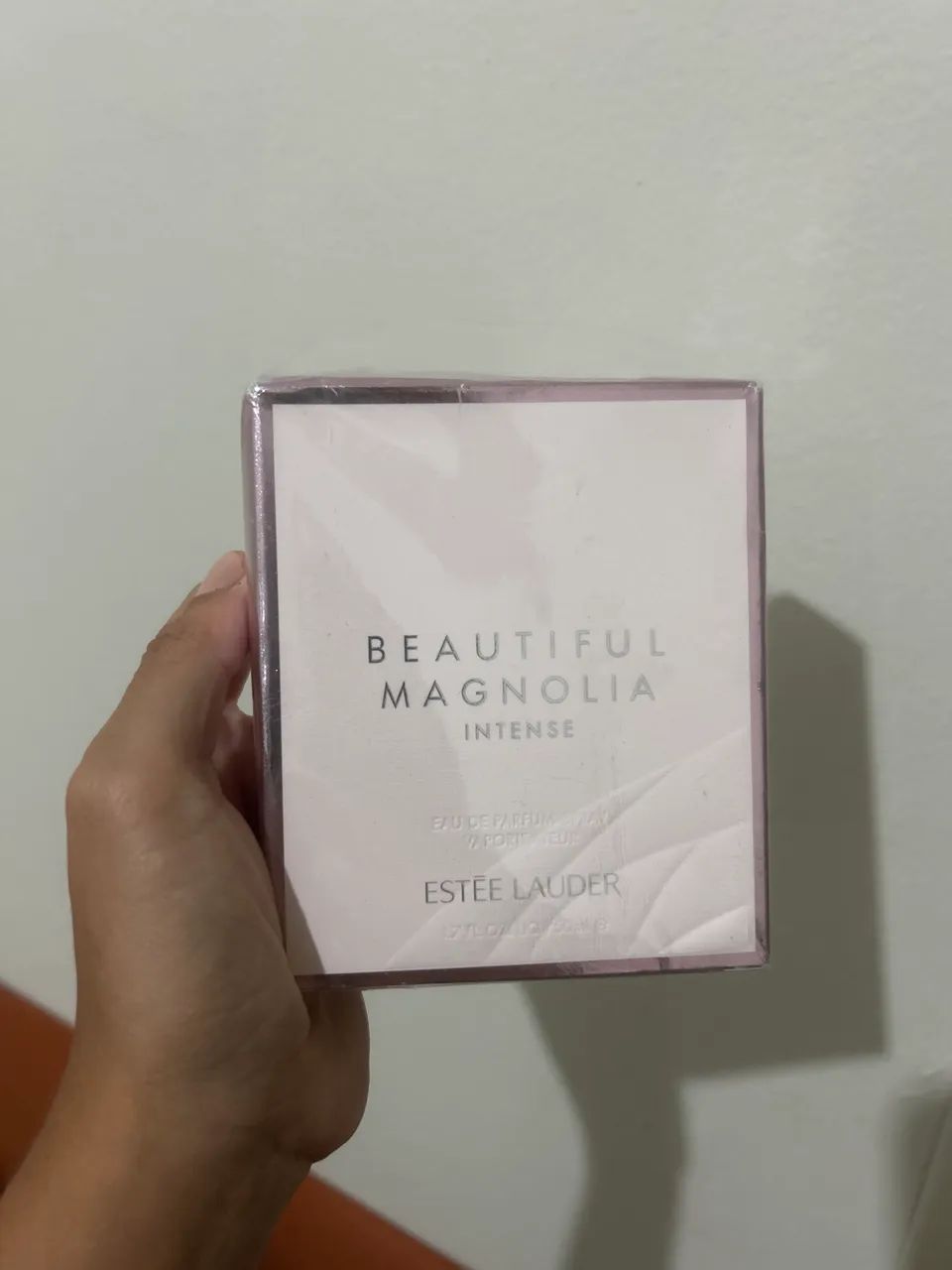 Perfume beautiful magnolia 