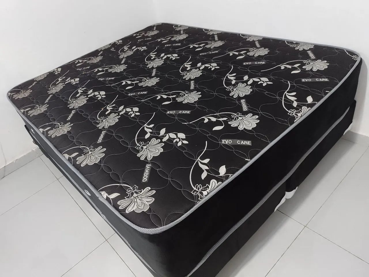 Cama Queen 