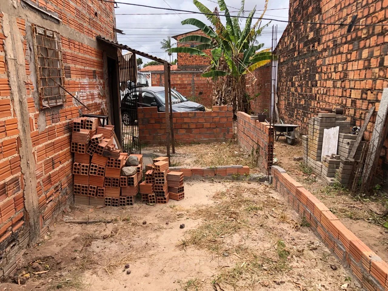 VENDO TERRENO COM CASA  - Foto 5