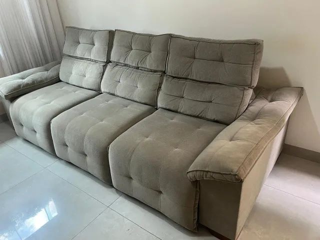 Sofá Retrátil e Reclinável