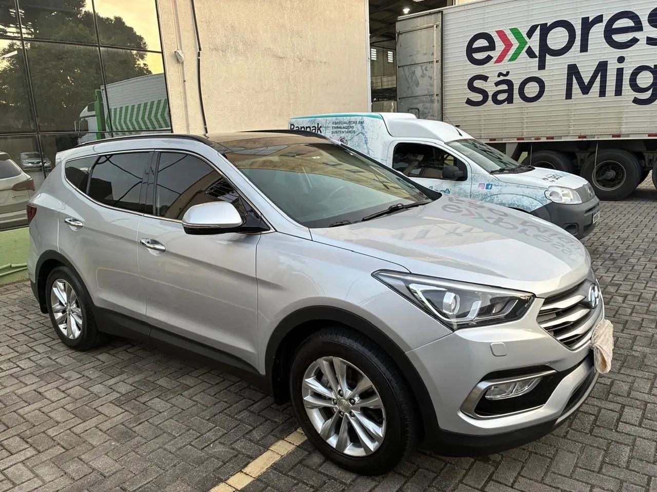 Hyundai Santa 2018