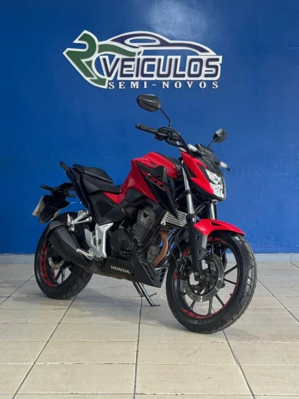 Cb 300f