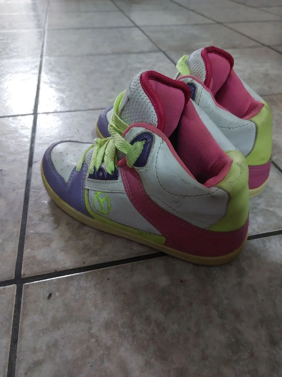 Tenis Tamanho 35 - Foto 2