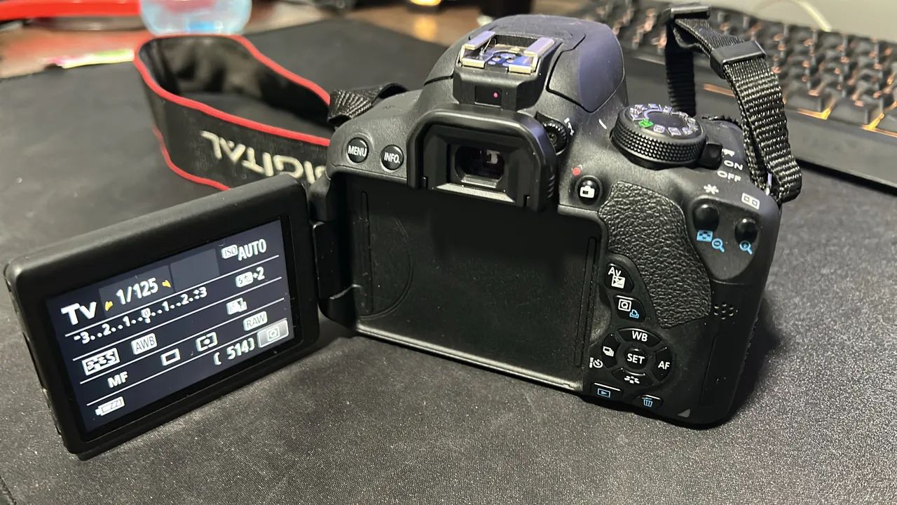 Camera Canon T5i - Foto 4