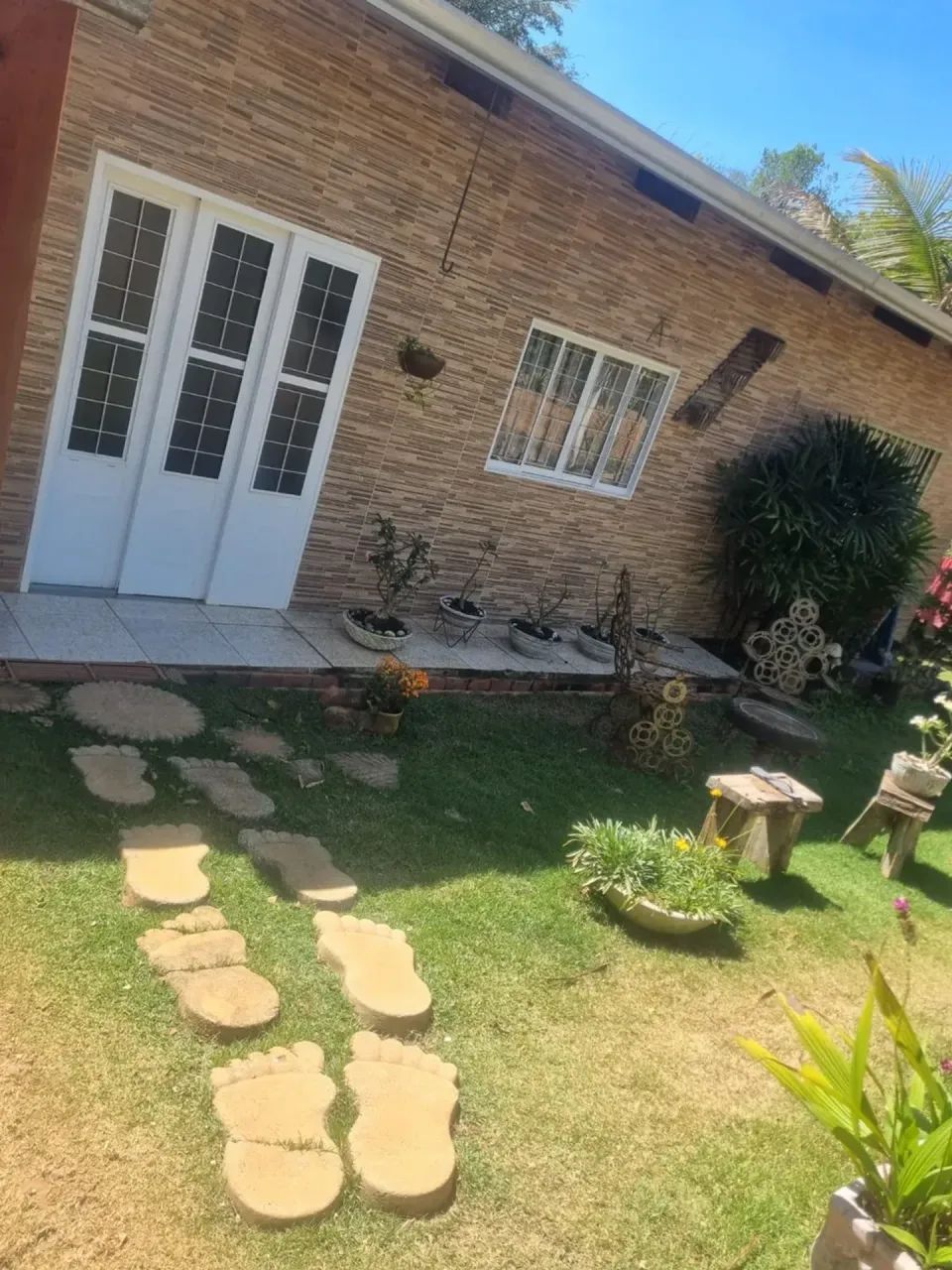 Imóvel para aluguel e venda tem 650 metros quadrados com 3 quartos