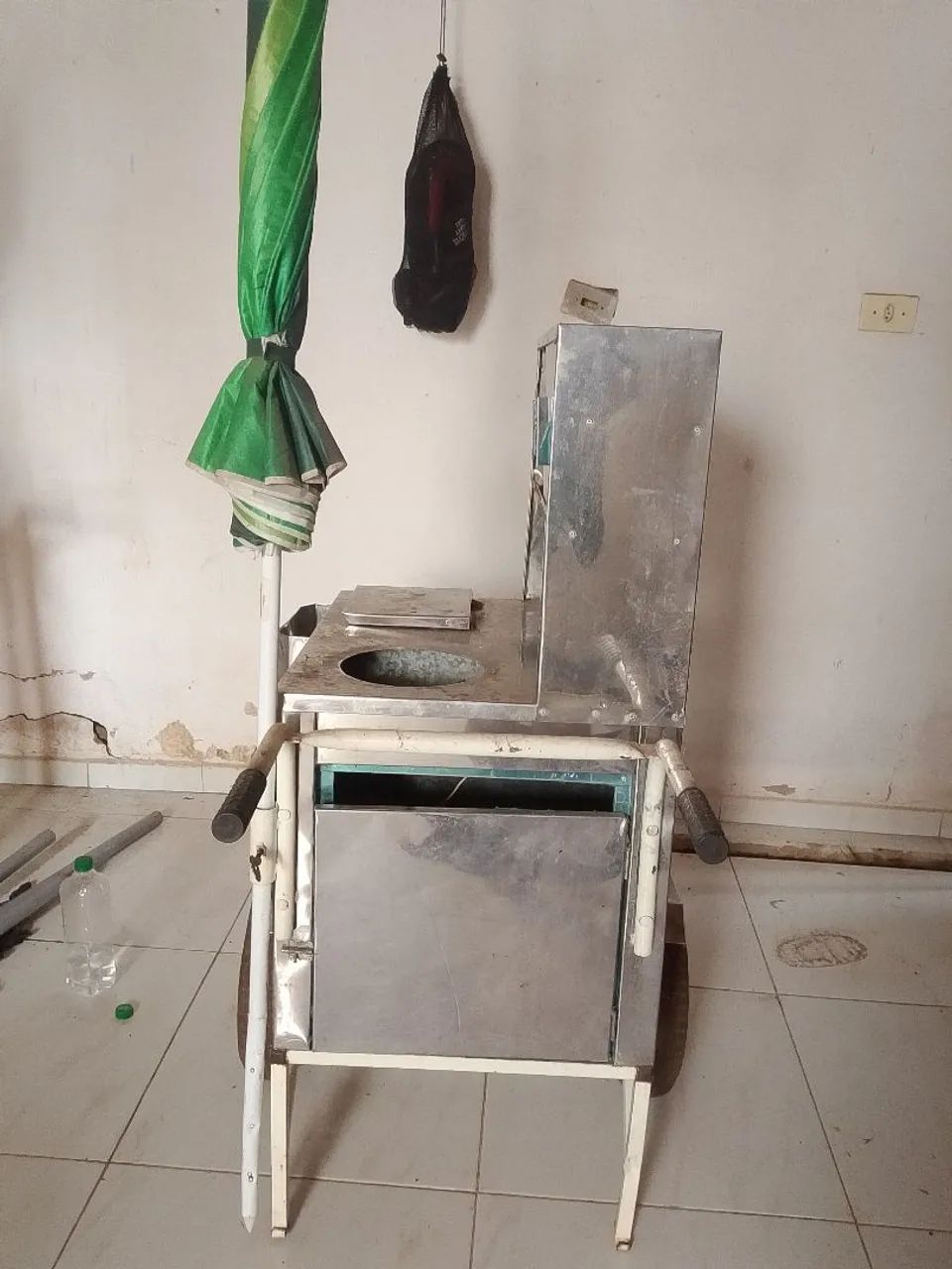 Carrinho de cachorro quente valor negociável  - Foto 2