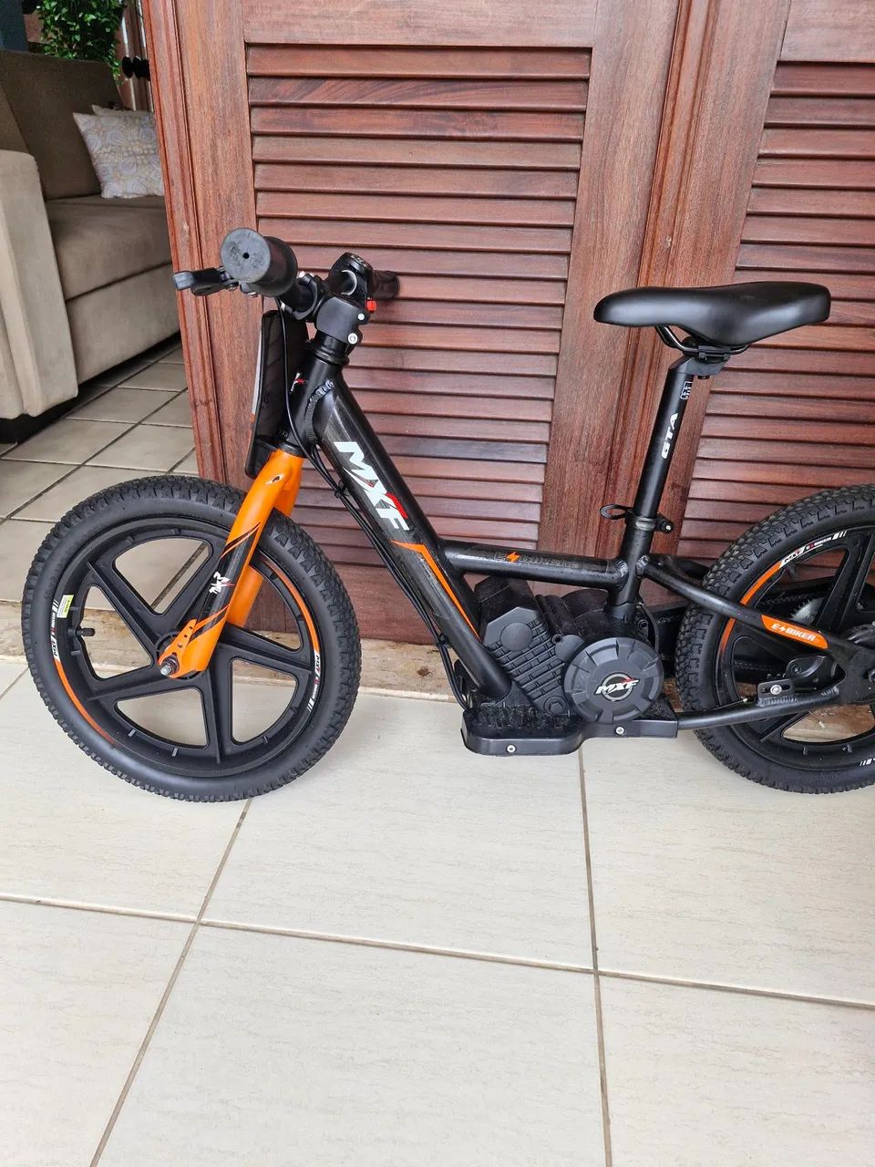 Bicicleta infantil elétrica - Foto 3
