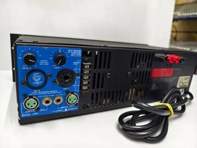 AMPLIFICADOR QSC MODEL 1400 - Foto 3