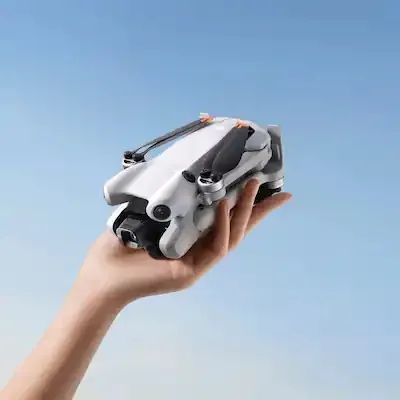 DJI Mini 4 Pro Fly More Combo Plus + RC 2 com tela ? comprado nos EUA - Foto 4