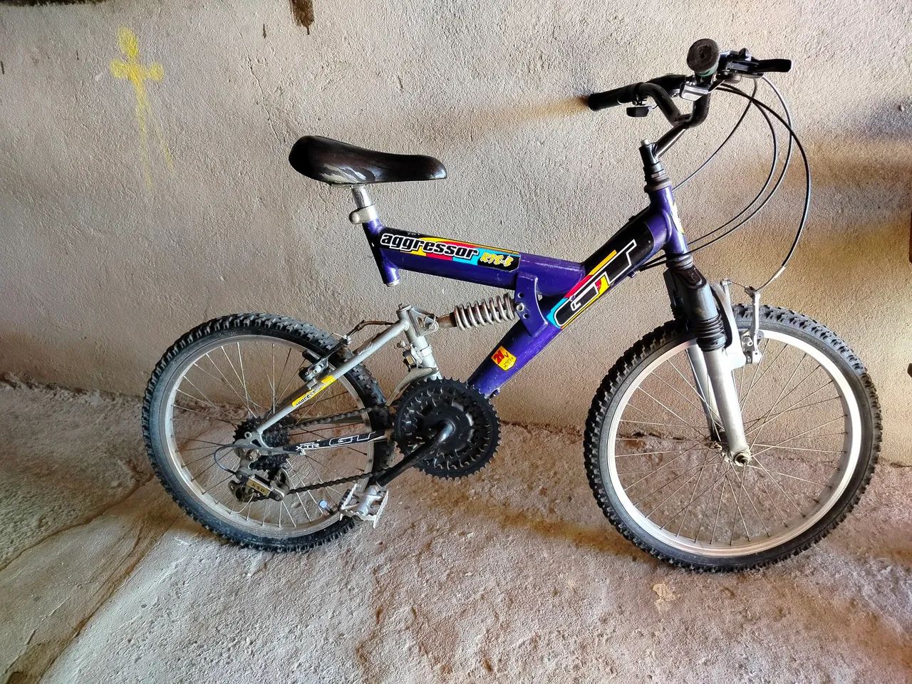 Vendo Bicicleta aro 20.
