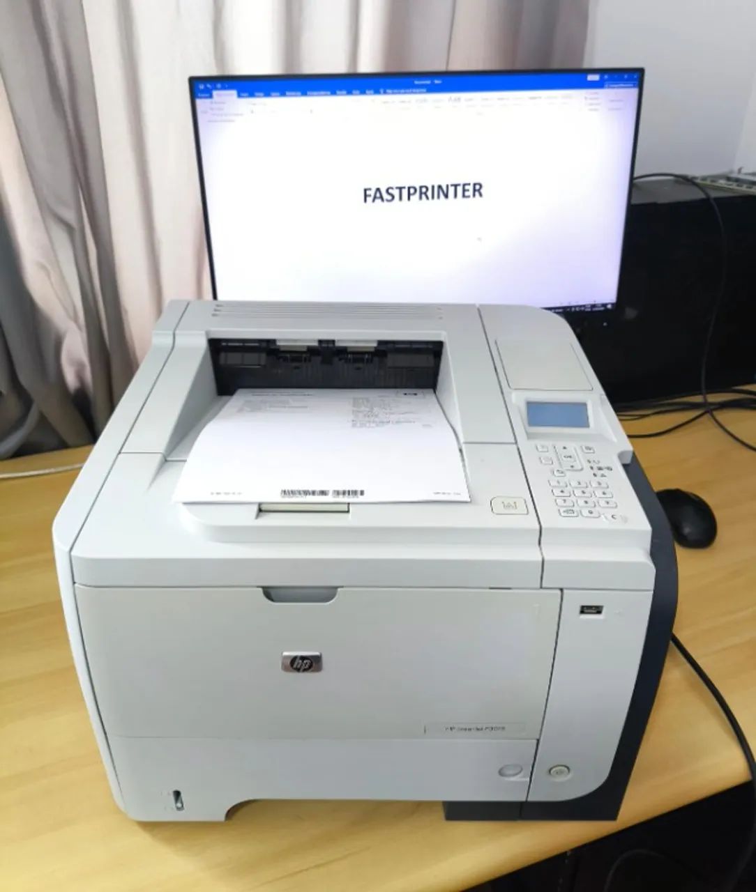 Impressora HP LaserJet P3015 monocromática - Foto 2