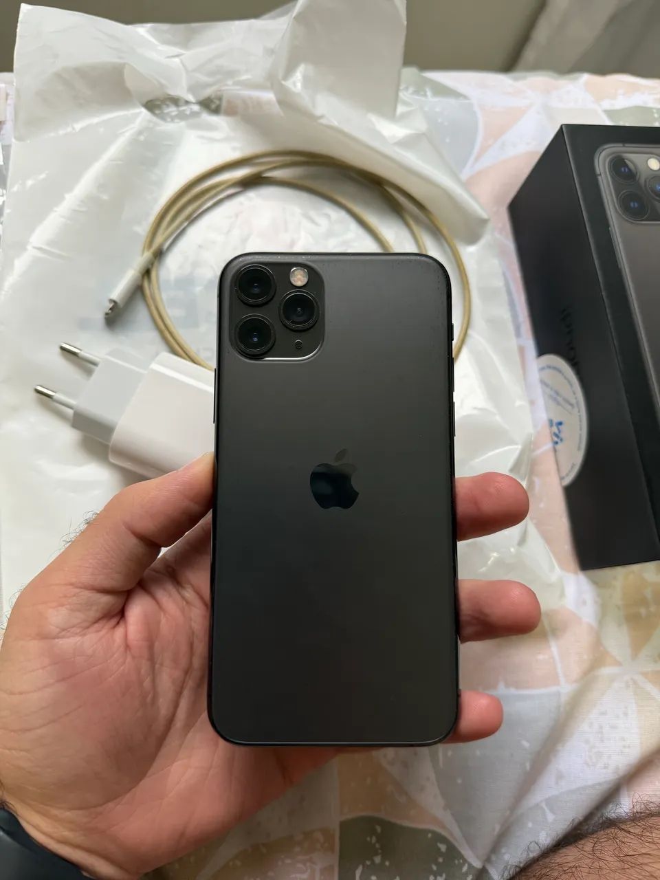 iPhone 11 Pro 256g - Foto 2