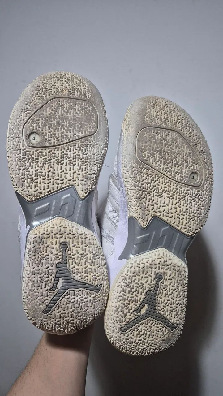 Jordan Triple White 43/44 - Foto 2