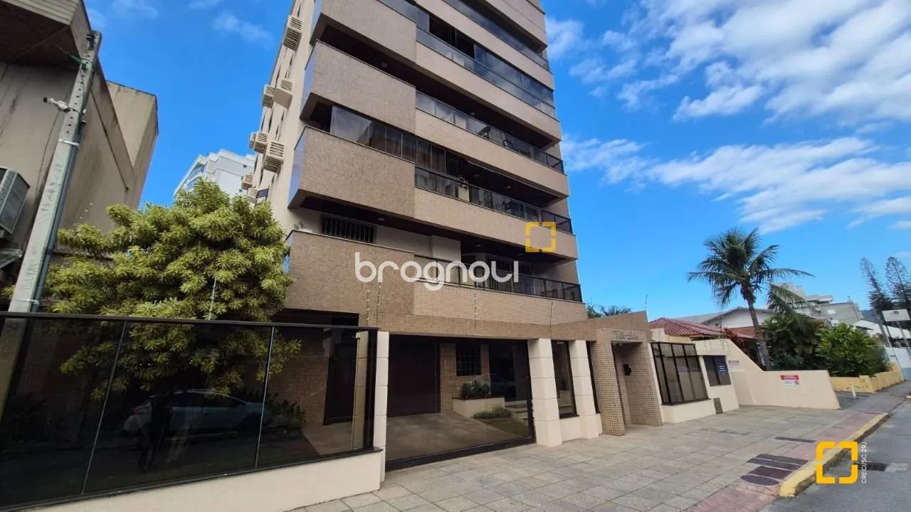 Cobertura Ampla 327m2, 5 quartos, 3 vagas no Bairro da Trindade em Florianópolis - Foto 3