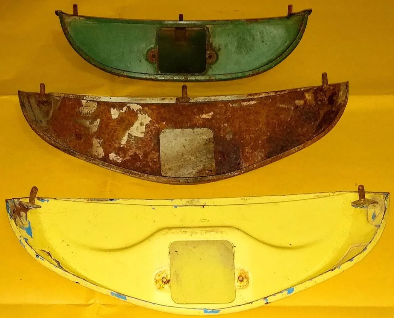 Carcaça/Suporte/Meia Lua/Nariz Luz Placa Fusca
