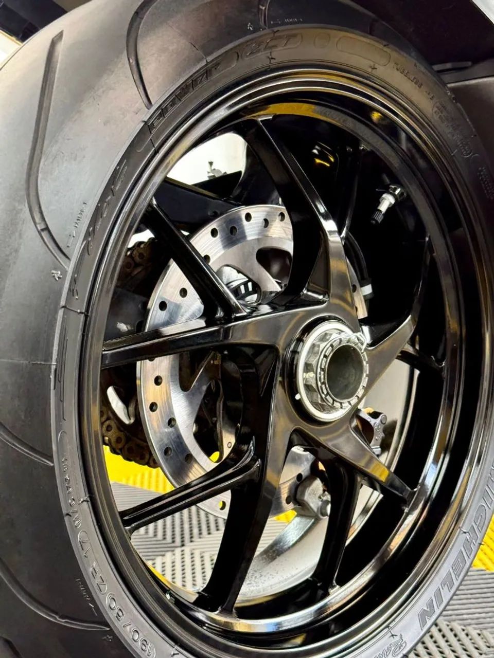 Ducati MTS 1260 - Foto 4