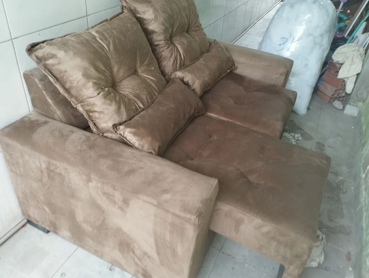 Sofá retrátil 2 lugares já com o frete!