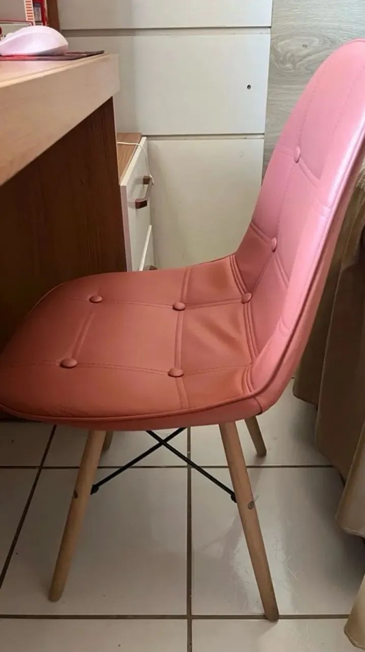 Cadeira rosa estofada - Foto 2